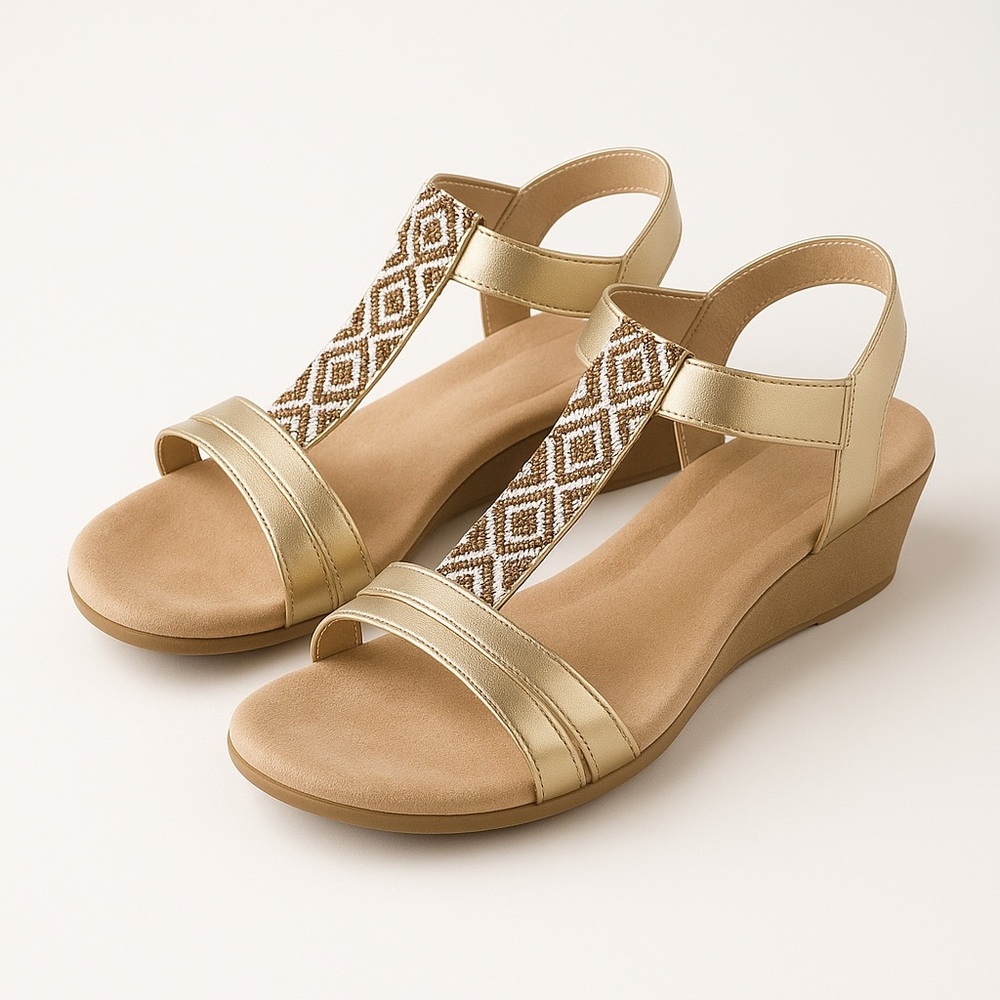 NEW Bandolino Beaded T-Strap Low Wedge Open Toe Sandal in Gold Size 6